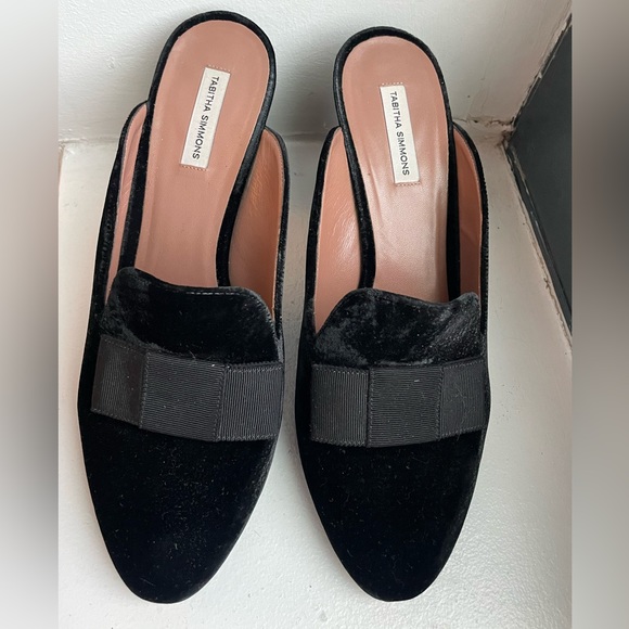 Tabitha Simmons Women’s Anya Velvet Dressy Mules - Picture 2 of 8